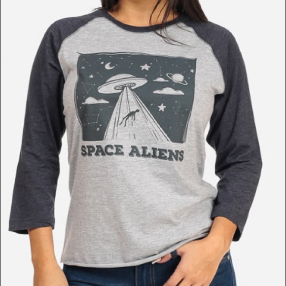Tops - (XL) Space Aliens UFO Baseball T-Shirt